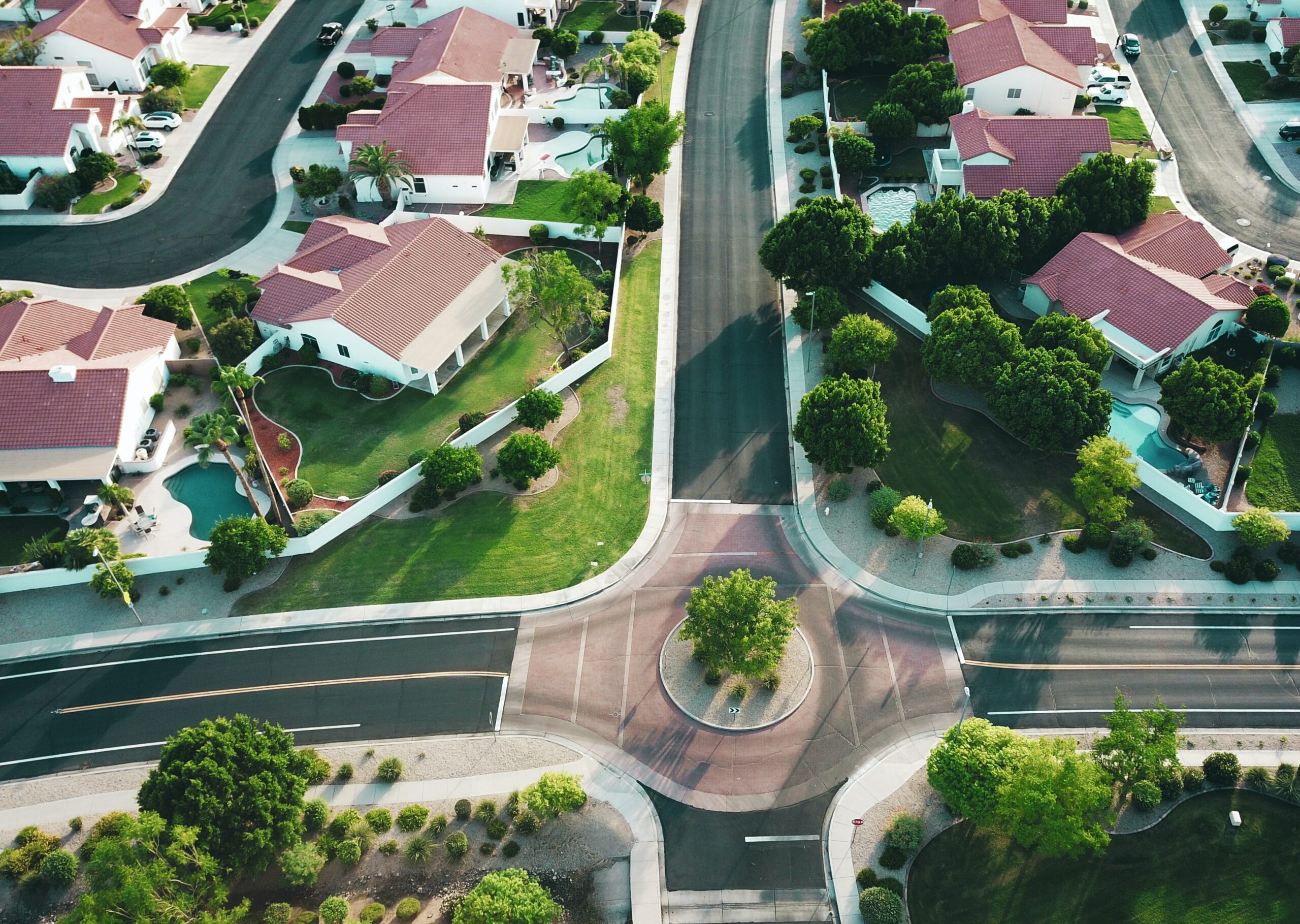 Round about intersection in a suburban neighborhood with an HOA - Greenville SC Real Estate - Prime Realty